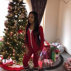 Meet your Posher, Demetria